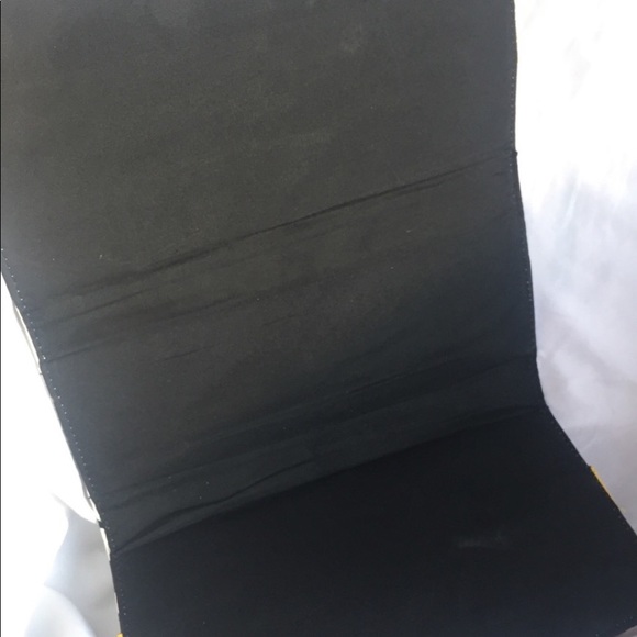 MICHE Zoe Yellow Classic Shell - Picture 3 of 6